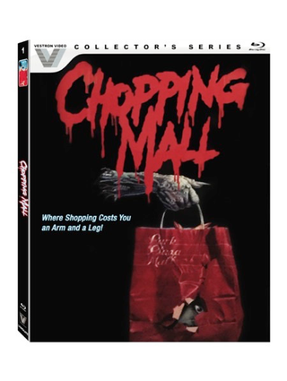 Illustration for article titled The Killer Robots Were Totally Professional on the Set of Cult Movie Chopping Mall